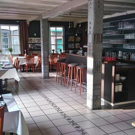 Hotel Loewensteiner Hof Haus Am Neuplatz Вертгейм Экстерьер фото